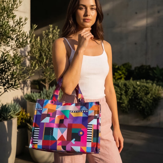Joy Tote Midi in Architectural Kaleidoscope