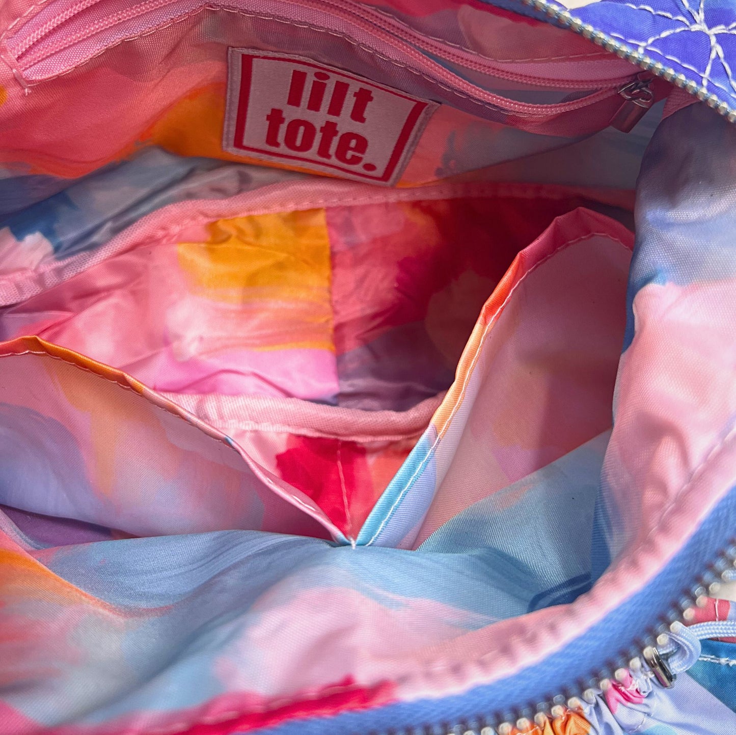 Ruffle 4-way Tote in Gem